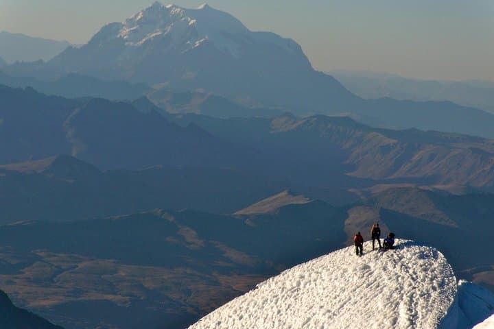 Summit Huayna Potosí in 3 Days: Guided Mountaineering from La Paz