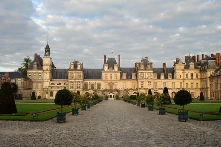 Private Day Trip to Fontainebleau Palace & Barbizon Art Village from Paris photo 2