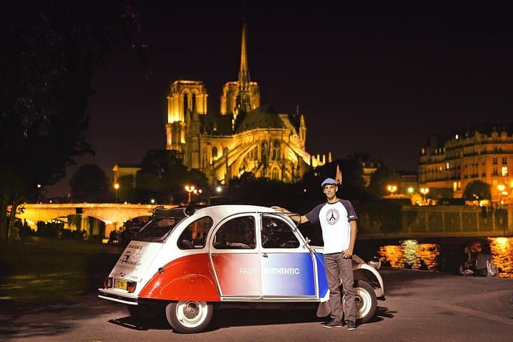 Paris Night 2CV Tour: Champagne, Montmartre & Eiffel Light Show photo 2