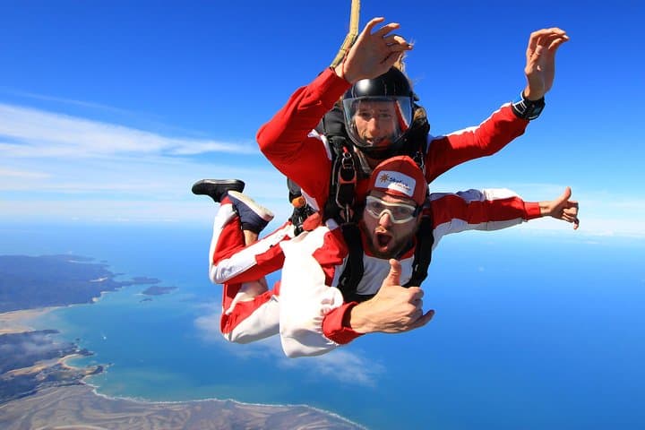 18,000ft Tandem Skydive Over Abel Tasman — Motueka Skydiving Adventure