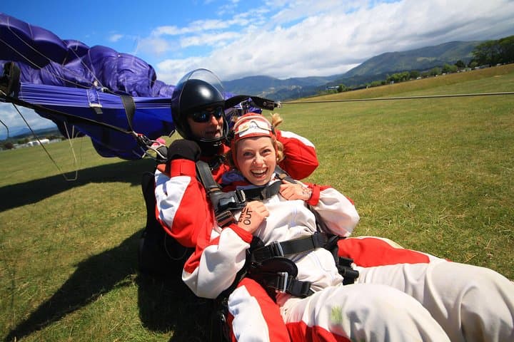 18,000ft Tandem Skydive Over Abel Tasman — Motueka Skydiving Adventure photo 2