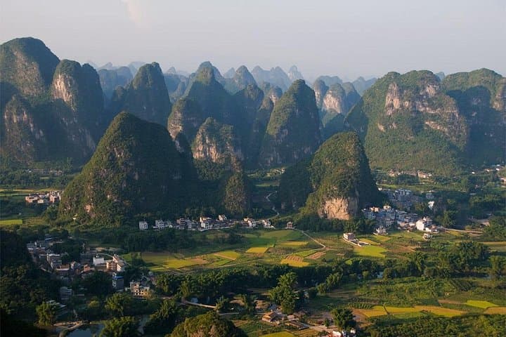 Guilin Private 2-Day Tour: Li River Cruise, Reed Flute Cave & Yangshuo Highlights photo 2