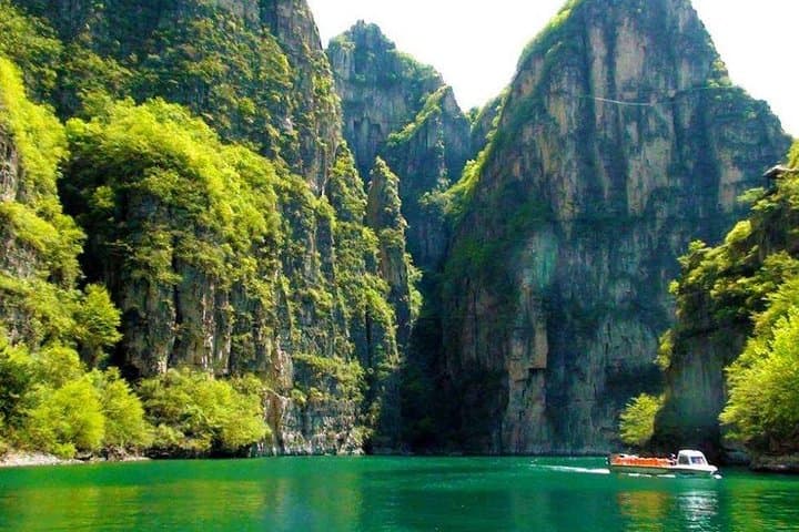 Private Day Tour to Longqing Gorge from Beijing: Boat Rides, Escalators & Ice Sculptures photo 1