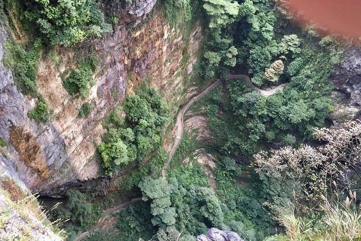 Explore Hoer Tiankeng & Nanjiang Grand Canyon: A Private Day Tour from Guiyang photo 2