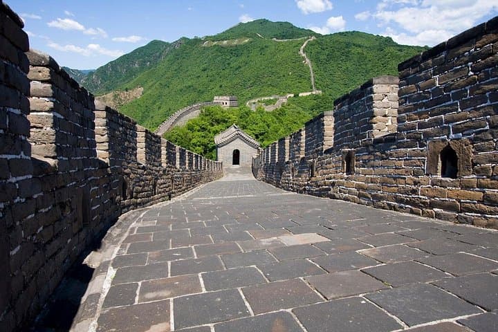 Mutianyu Great Wall Day Tour from Beijing — Hike the Restored Watchtowers photo 1