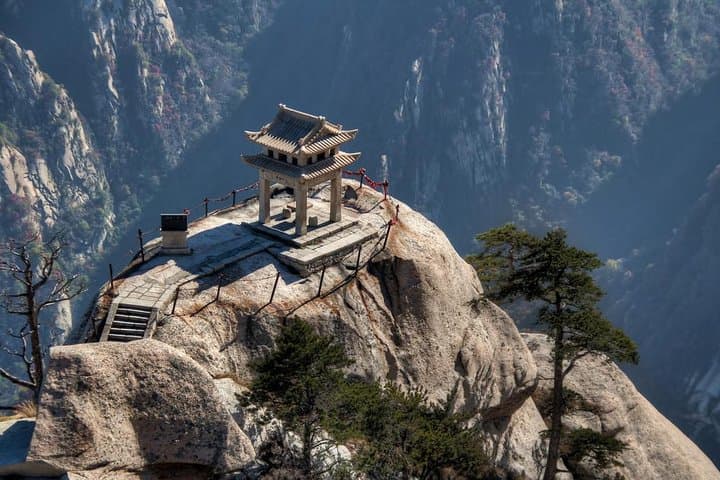 Private Mt. Huashan Day Hike from Xi'an with Cable Car and Lunch photo 2