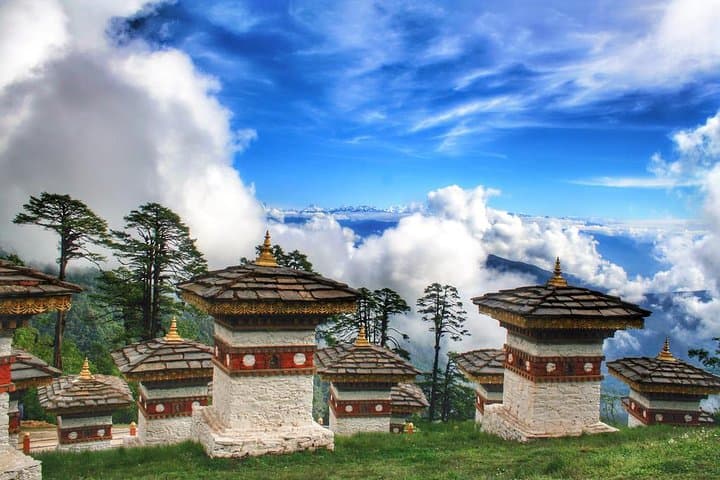 6-Day Dragon Kingdom Tour From Paro — Tiger's Nest, Dzongs & Himalayan Passes