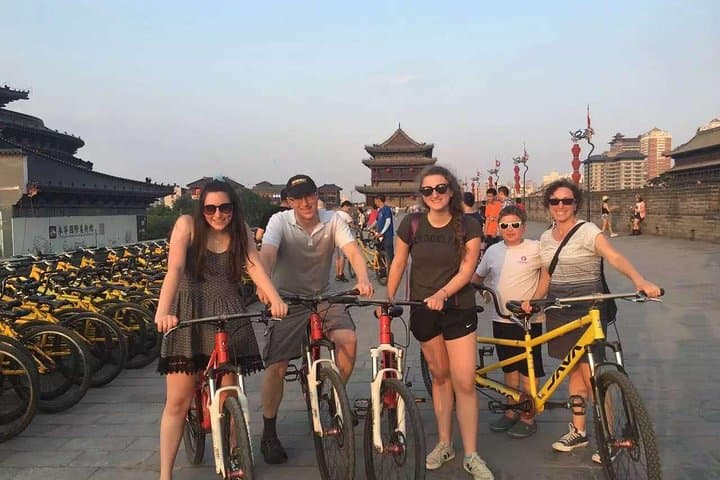 Xi'an City Wall Bike Tour and Calligraphy Class — 4-Hour Half-Day Experience