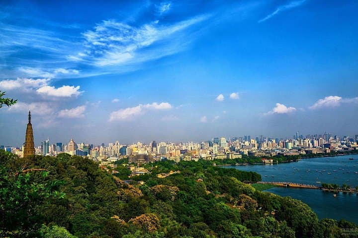 Day Trip from Shanghai to Hangzhou: West Lake, Lingyin Temple & Longjing Tea