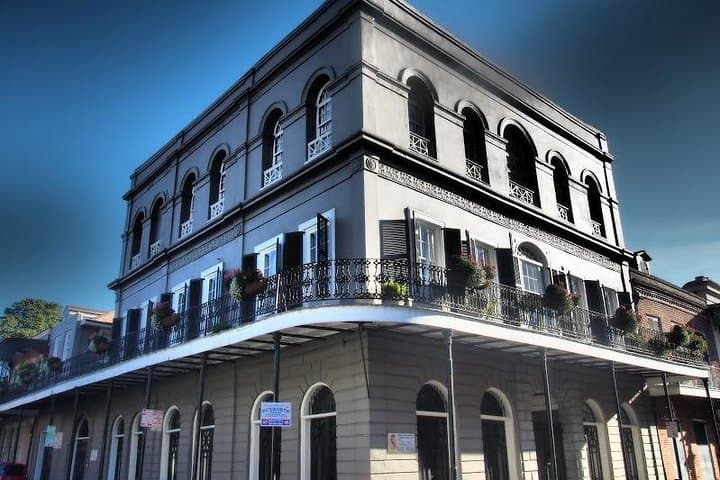 Ghost and Vampire Walking Tour of the French Quarter — New Orleans Night Walk