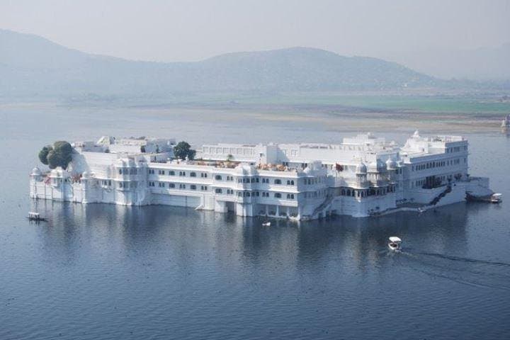 Udaipur and Jodhpur 5-Day Tour: Palaces, Forts & Lakes of Rajasthan