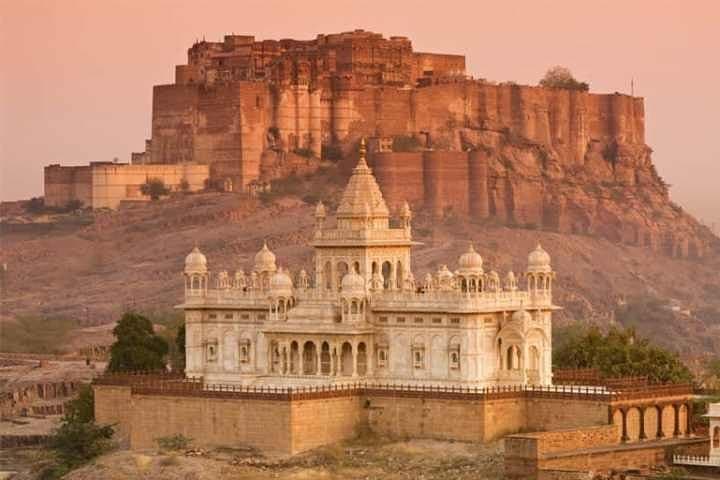 3-Day Private Jodhpur Tour: Mehrangarh, Bishnoi Villages & Osian Desert Safari