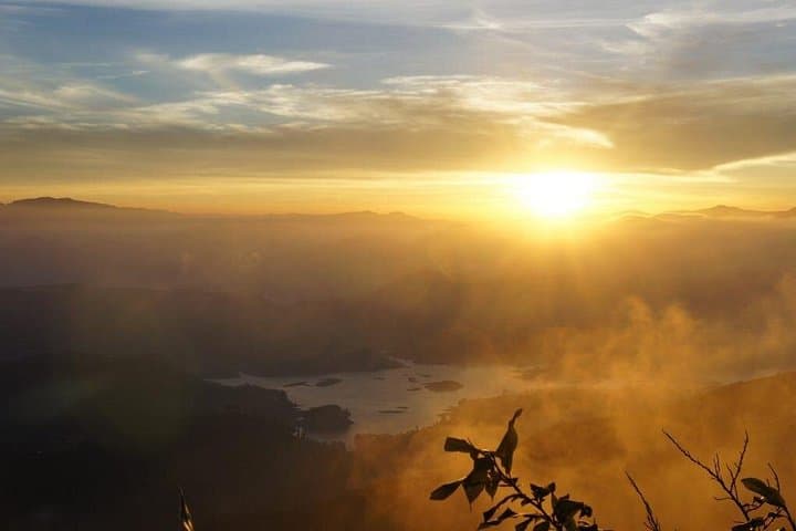 Overnight Hike to Adam's Peak via Peak Wilderness (Nallathanniya) — Sunrise Trek photo 2