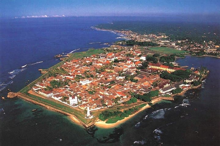 Southern Sri Lanka Day Trip: Galle Fort, Ambalangoda Masks & Maduganga Boat Ride