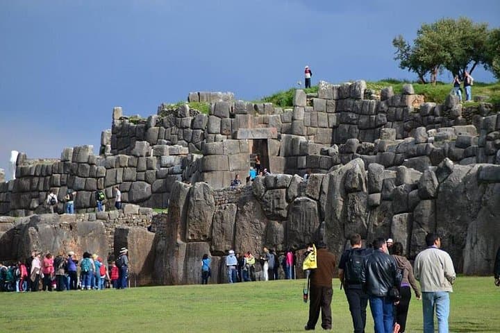 Cusco Half-Day Private City Tour: Qorikancha, Cathedral & Sacsayhuamán