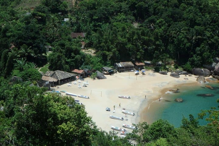 Saco Bravo Waterfall: 2-Day Jungle and Beach Hike from Paraty photo 2