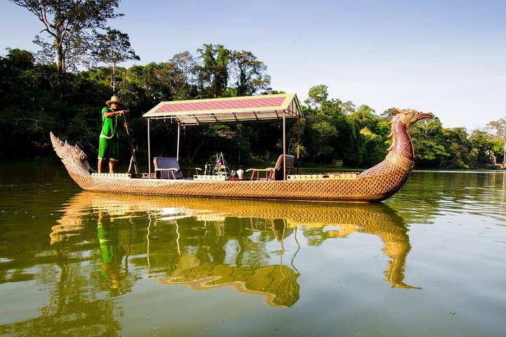 Sunset Gondola Ride Along Angkor Thom’s Moat with Champagne and Canapés photo 2