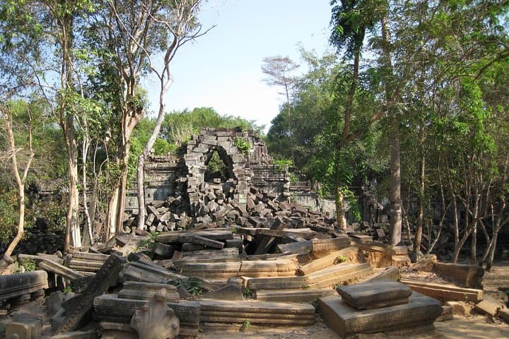 Beng Mealea & Koh Ker: Full-Day Off-Beat Temple Tour from Siem Reap photo 2