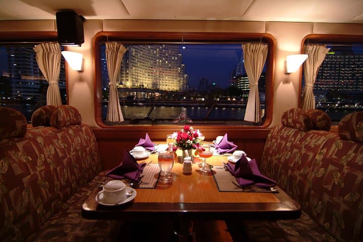 Bangkok Grand Pearl Dinner Cruise: Chao Phraya Evening Buffet & Temple Views photo 3