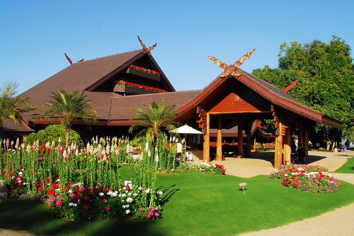 Doi Tung Royal Villa & Hill Tribes: Half-Day Chiang Rai Cultural Tour