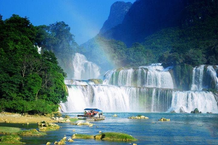 Ba Be Lake and Ban Gioc Waterfall 3-Day Private Tour from Hanoi