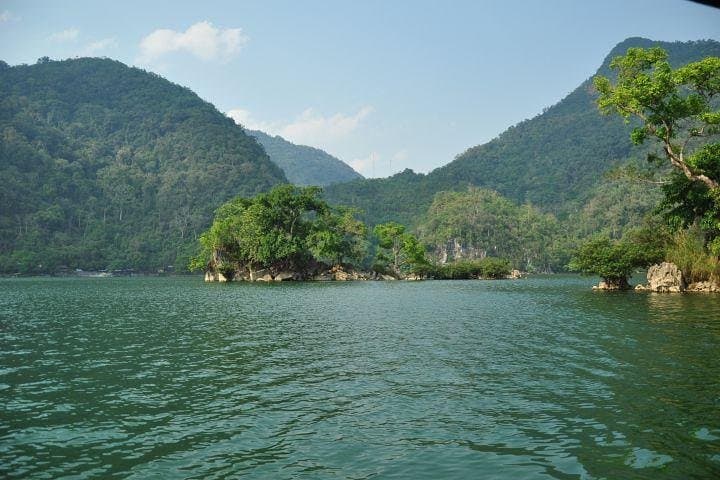 Ba Be Lake and Ban Gioc Waterfall 3-Day Private Tour from Hanoi photo 2