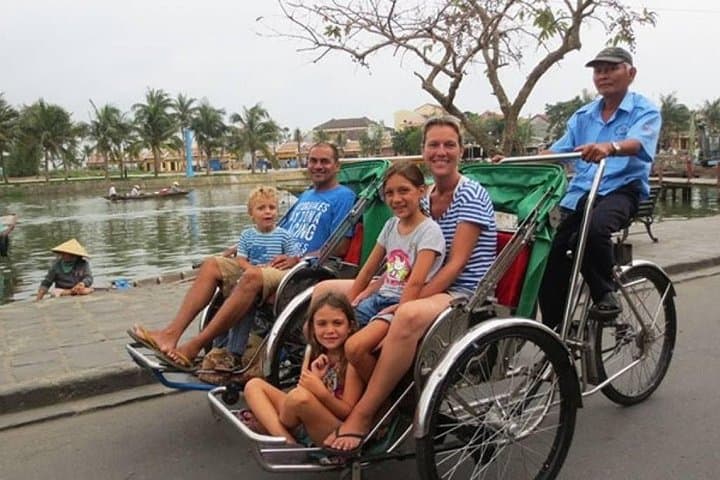 Hue Cyclo Street Food Tour: Secret Eats & Cultural Ride photo 4