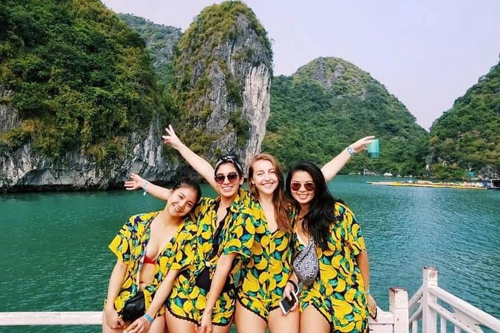 Overnight Ha Long & Lan Ha Bay Luxury Cruise: Kayaking, Caves & Titop Peak