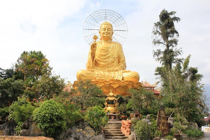 Explore the Highlands: Daklak to Da Lat in Three Days photo 2