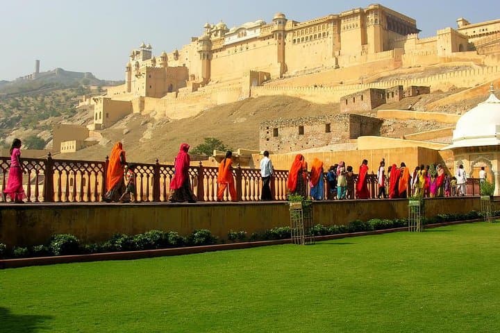 Golden Triangle 4-Day Guided Tour: Delhi, Agra & Jaipur with Hotels