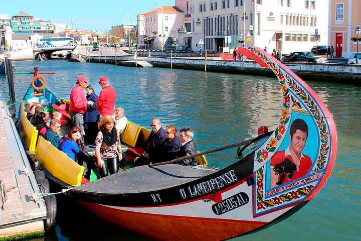Aveiro Moliceiro Canal Cruise — 45-Minute Traditional Boat Experience in Portugal