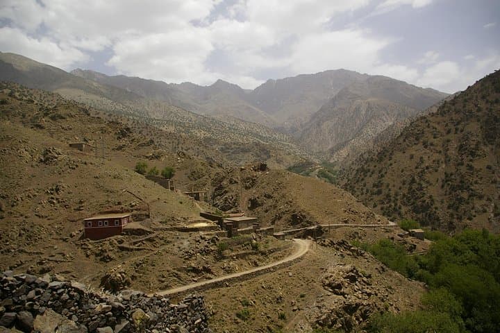 High Atlas Guided Hike to Azib Tamsoult: Day Trip from Marrakech