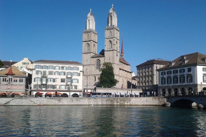 Explore Zürich Old Town: Private Half-Day Walking Tour with Optional Lake Cruise photo 2