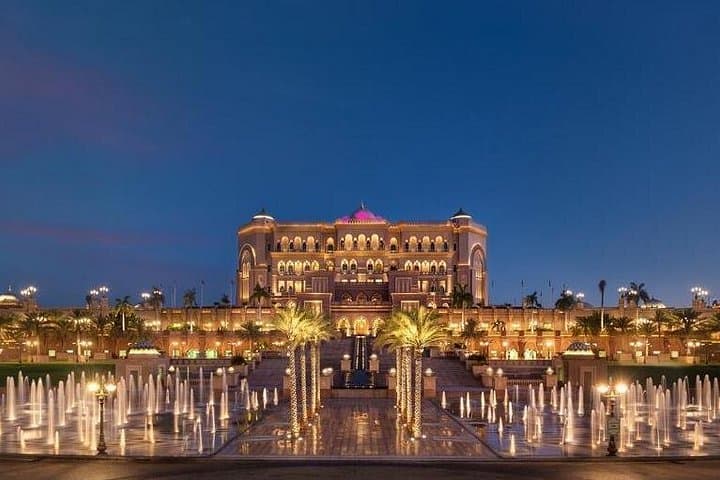 Full-Day Abu Dhabi City Tour from Dubai: Sheikh Zayed, Louvre & Heritage Village photo 2