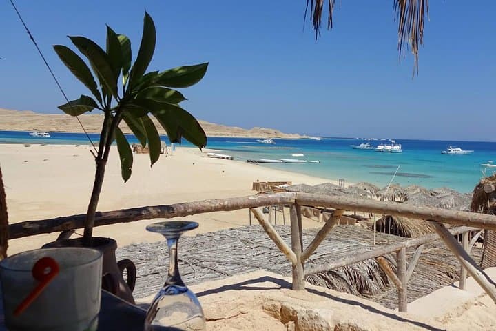 Hurghada Dream Island — Full-Day Giftun Boat Trip, Snorkeling & Private Beach