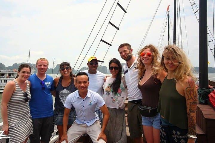 Private Halong Bay Day Trip: Cruise, Kayak & Heavenly Palace Cave photo 2
