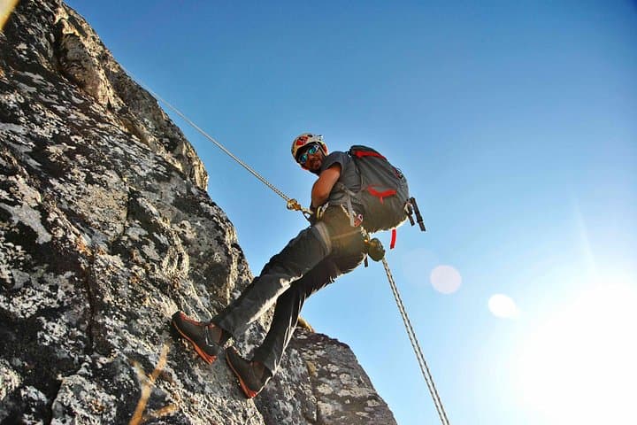 Lofoten Full-Day Kayak, Hike & Rappel Combo — Sea-to-Summit Adventure photo 3