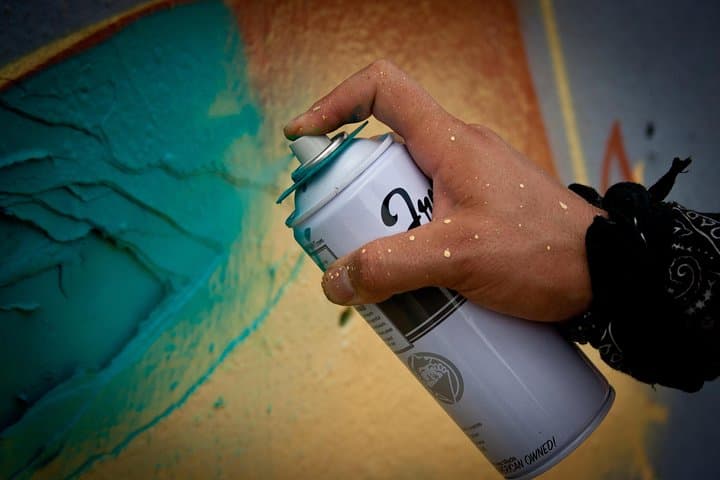 Austin Graffiti Culture Experience: Small-Group Spray Paint Workshop at The Domain