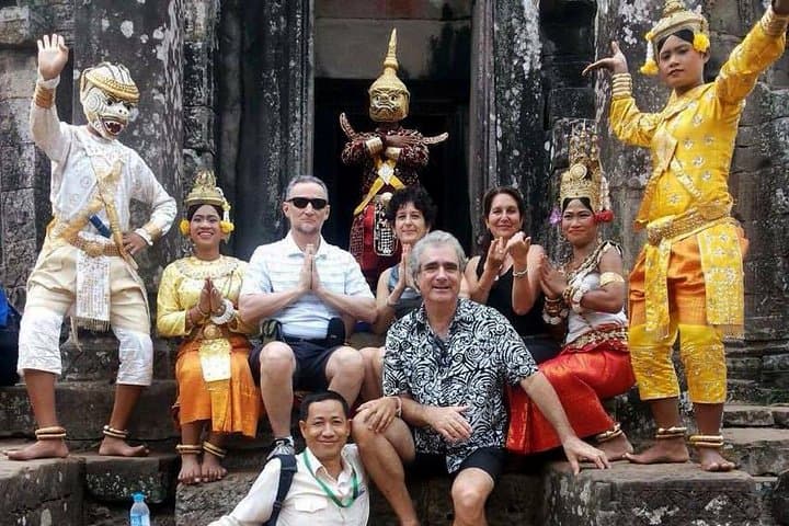 One-Day Angkor Tour: Angkor Wat, Ta Prohm & Phnom Bakheng Sunset