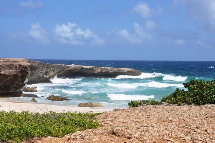 Arikok Adventurous Hiking Experience: Ranger-Led Trails in Aruba photo 3