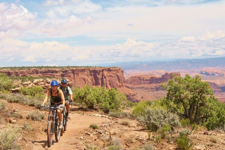 Dead Horse Point Mountain Biking Tour — Intermediate Guided Ride from Moab photo 2