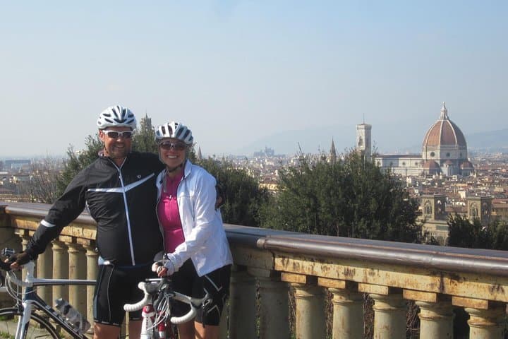 Private Tuscany Cycling Tour from Florence — Custom Chianti or Mugello Bike Day