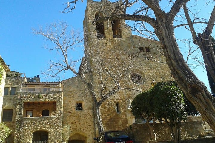 Costa Brava Small-Group Tour: Calella, Llafranc, Begur & Medieval Villages from Girona photo 2