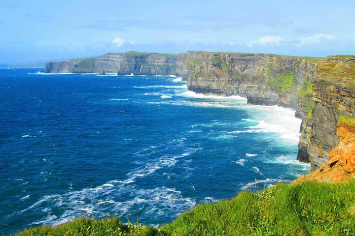 Cliffs of Moher Day Tour from Killarney: Coastal Views, Geology & Practical Tips