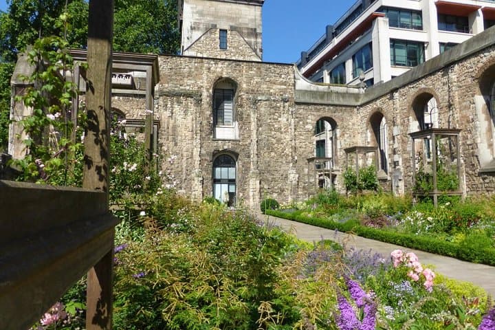 secret-gardens-city-of-london-private-tour photo 2