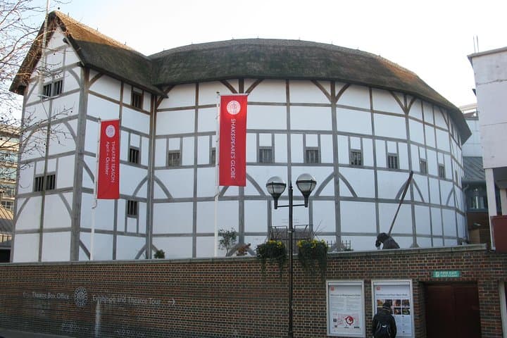 Mayflower Private Walking Tour — South Bank Historical Walk in London