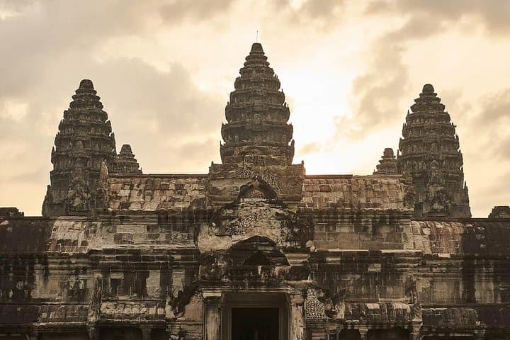 Sunrise at Angkor Wat: Small-Circuit Dawn Tour & Angkor Thom Highlights photo 2