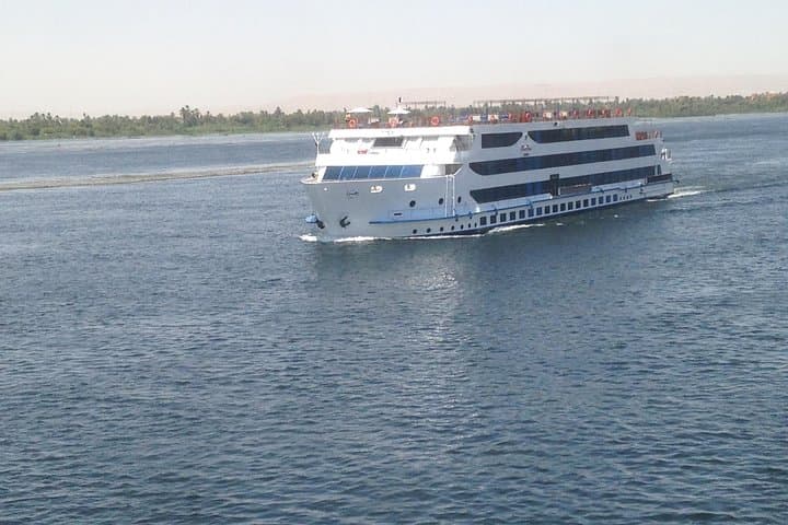 Private 7-Night Nile Cruise: Luxor to Aswan with Egyptologist Sightseeing