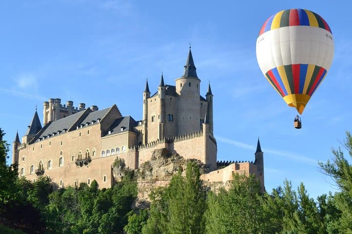 Sunrise Hot Air Balloon Over Segovia or Toledo — Aqueduct and Alcazar Views