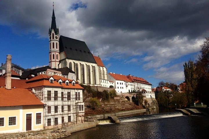 Prague to Passau Private Transfer with Cesky Krumlov Stop — Day Trip Guide photo 2